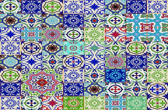 332090240 תמונת טפט אריחים מרוקאים צבעוניים